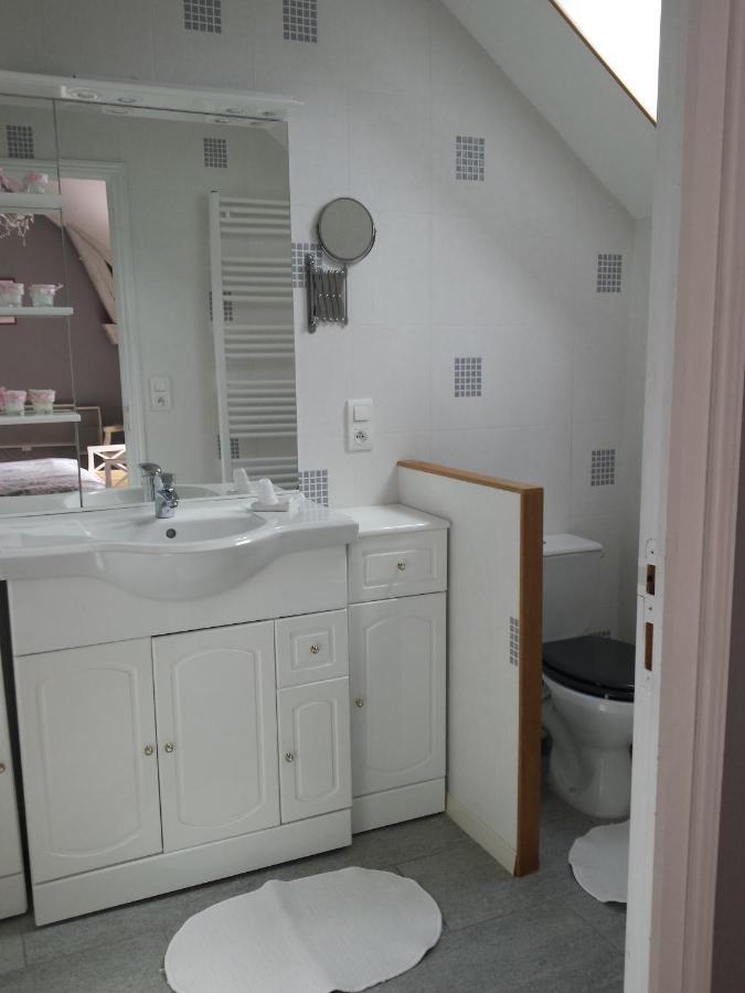 Chambres Des Rosiers Sennevieres 외부 사진