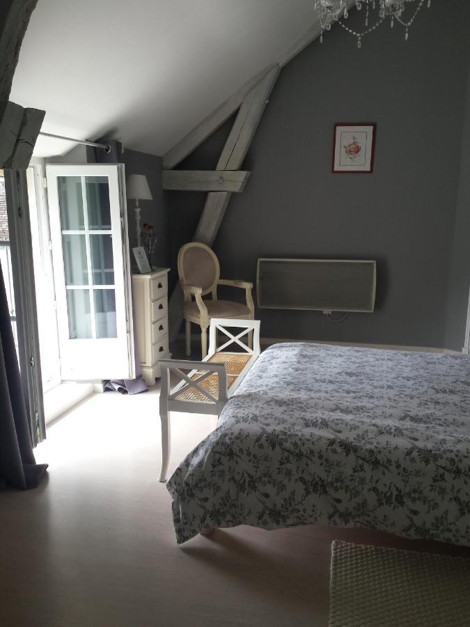 Chambres Des Rosiers Sennevieres 외부 사진