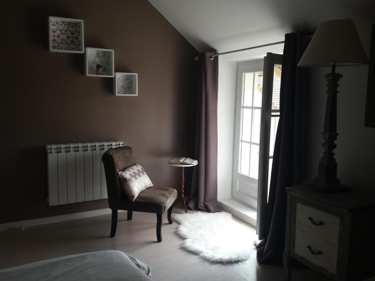 Chambres Des Rosiers Sennevieres 외부 사진