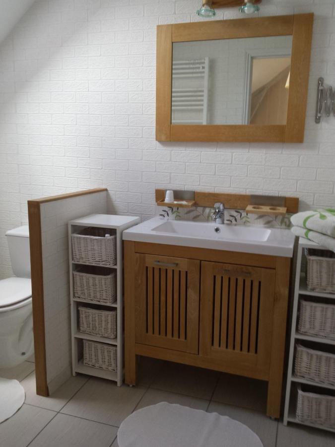 Chambres Des Rosiers Sennevieres 외부 사진